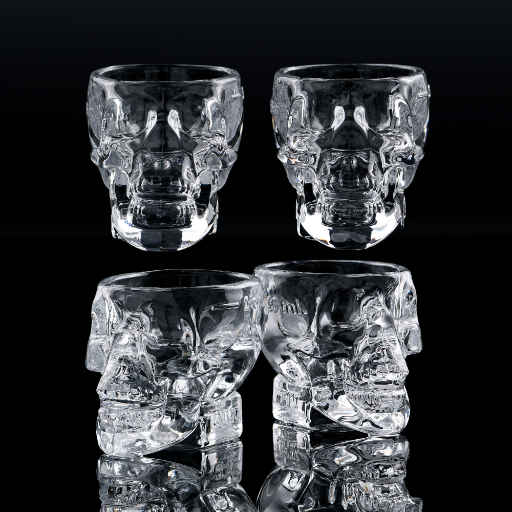 Crystal Head Original 750 mL with 6 Clear Shot Glasses - Image 4
